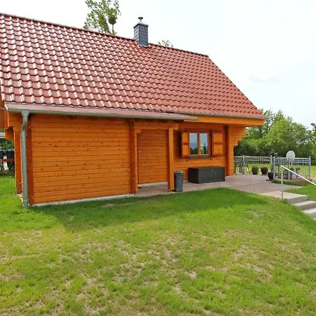 Ferienhaus Mit 3 Schlafraeumen Tollenseheim 9911 * Gross Nemerow