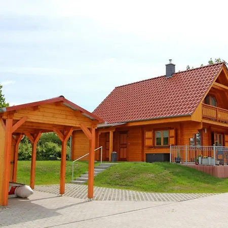 Holiday home Ferienhaus Mit 3 Schlafraeumen Tollenseheim 9911 *